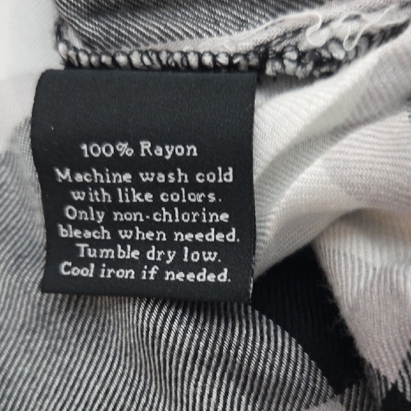 Rock & Republic Monochrome Plaid Shirt - Picture 5 of 6